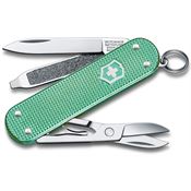 Victorinox 06221221G Classic SD Alox Minty Mint